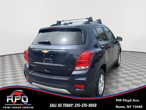 Used 2019 Chevrolet Trax LT w/ Driver Confidence Package AWD/4WD image 5