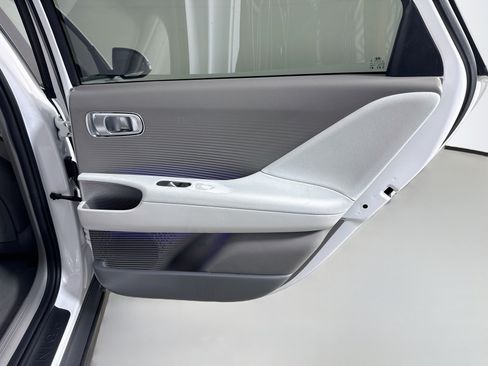 Used 2023 Hyundai Ioniq 6 SEL RWD image 28