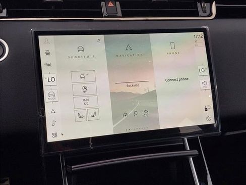 Used 2026 Land Rover Range Rover Evoque Dynamic SE image 12