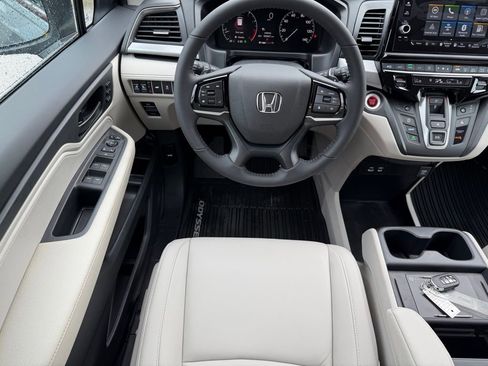 New 2026 Honda Odyssey EX-L image 10