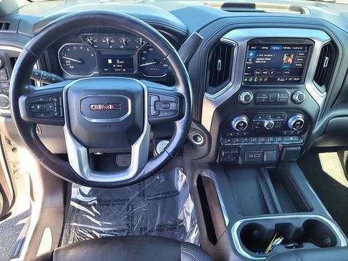 Used 2021 GMC Sierra 1500 SLT w/ SLT Premium Plus Package AWD/4WD image 11