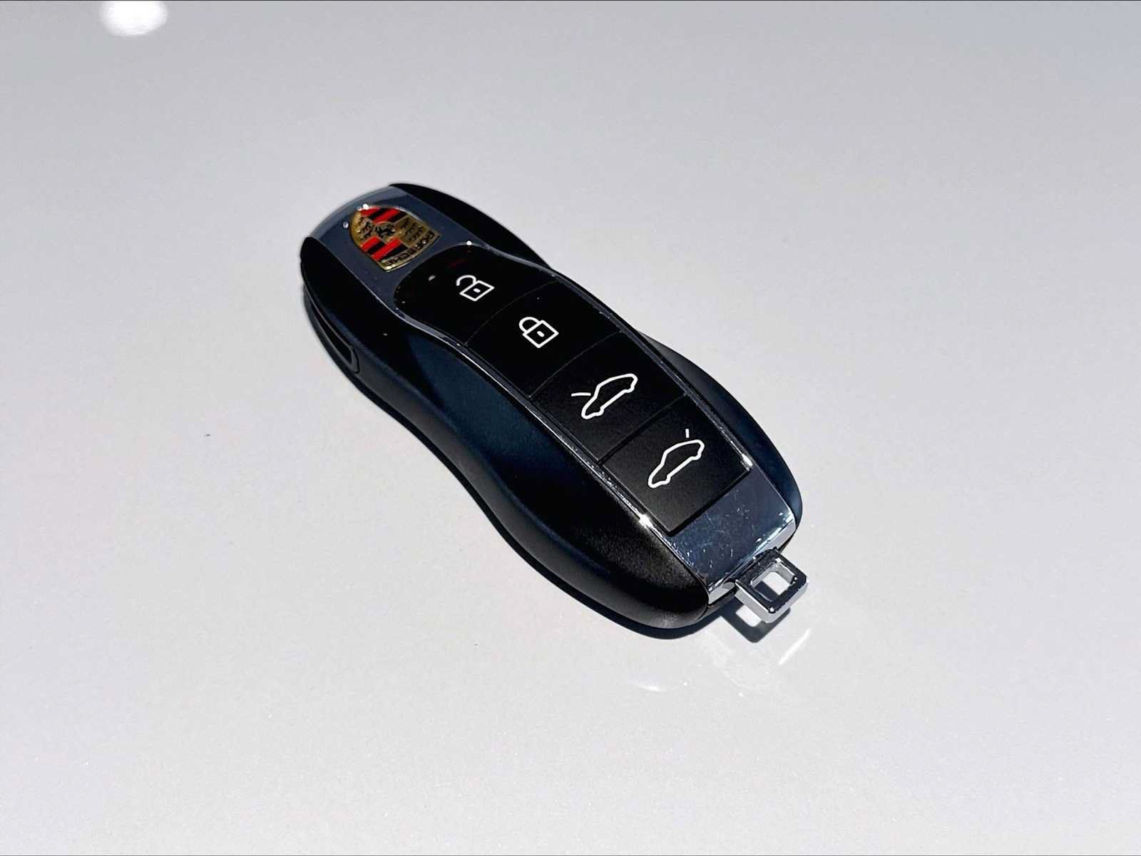 Used 2023 Porsche 718 Cayman GT4 RS RWD image 33