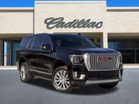 Used 2023 GMC Yukon Denali w/ Denali Reserve Package image 2