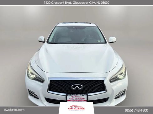Used 2015 INFINITI Q50 Premium w/ Deluxe Touring Package image 2