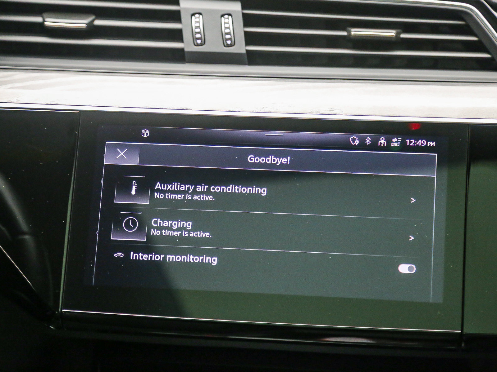 Certified 2024 Audi Q8 e-tron Premium Plus w/ Premium Plus Package AWD/4WD image 15