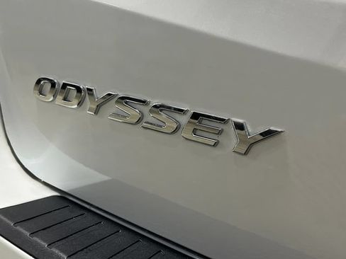 New 2026 Honda Odyssey Touring image 6