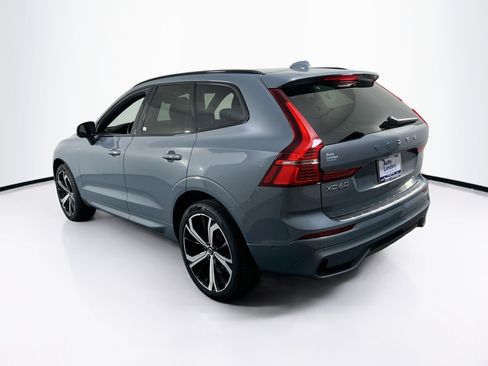 Used 2022 Volvo XC60 B5 R-Design w/ Advanced Package image 7