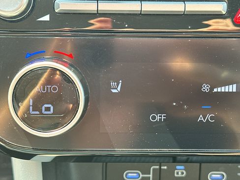 Used 2025 Hyundai Tucson SEL FWD image 22
