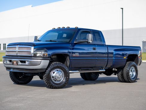 Used 2001 Dodge Ram 3500 Truck 4x4 Quad Cab image 2