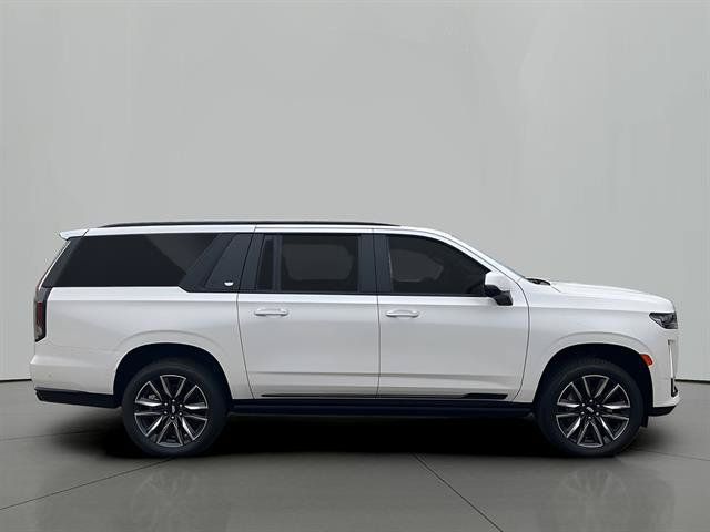 Certified 2024 Cadillac Escalade ESV Sport Platinum w/ Heavy-Duty Trailer Package AWD/4WD image 6