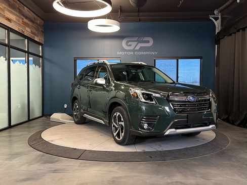 Used 2023 Subaru Forester Touring w/ Popular Package #3 image 1