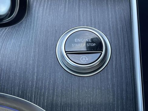 Used 2022 Mercedes-Benz C 300 Sedan image 30