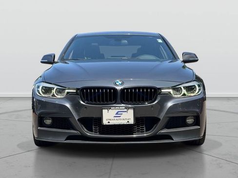 Used 2018 BMW 340i xDrive Sedan AWD/4WD image 2