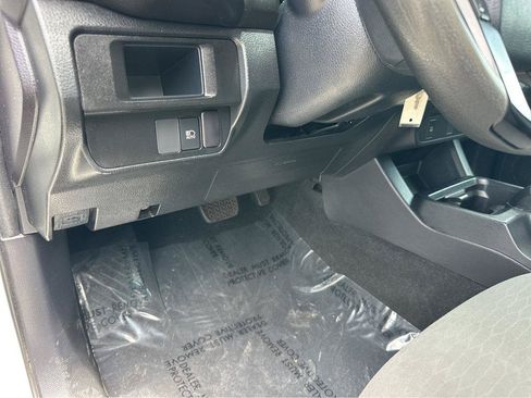 Used 2019 Toyota Tacoma SR RWD image 28