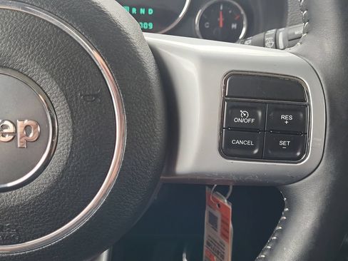 Used 2013 Jeep Wrangler Unlimited Sport AWD/4WD image 27