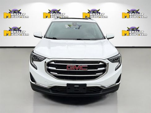 Used 2020 GMC Terrain SLT w/ Preferred Package image 2