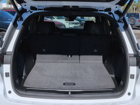 New 2026 Jeep Grand Cherokee Limited Reserve image 12