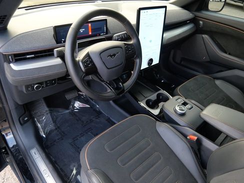 Certified 2023 Ford Mustang Mach-E GT AWD/4WD image 3