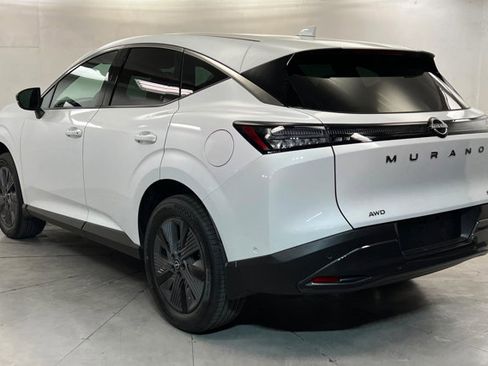 Used 2025 Nissan Murano SL AWD/4WD image 3