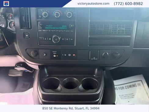 Used 2018 Chevrolet Express 3500 LT w/ LT Preferred Equipment Group RWD image 17