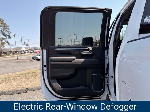 Certified 2024 Chevrolet Silverado 2500 LTZ w/ LTZ Plus Package image 18