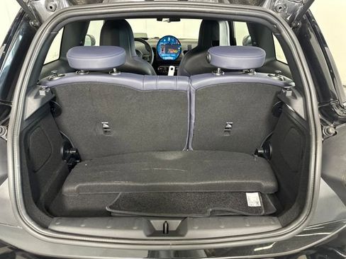 Used 2025 MINI Cooper 2-Door Hardtop image 24