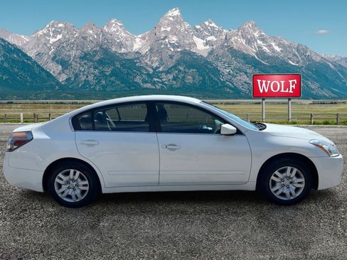 Used 2012 Nissan Altima 2.5 S FWD image 4