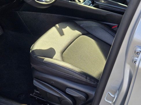 Used 2024 Jeep Compass Latitude image 22