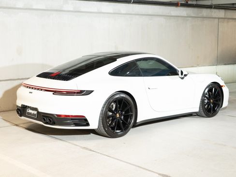 Certified 2024 Porsche 911 Carrera RWD image 9