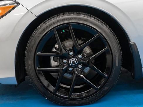 Certified 2025 Honda Civic Sport image 2