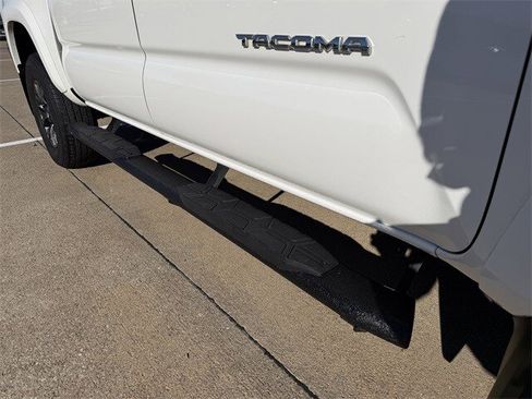 Used 2023 Toyota Tacoma SR5 image 10