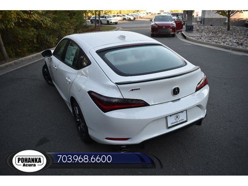 New 2025 Acura Integra A-Spec image 8