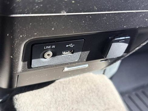 Used 2015 Ford F150 XLT w/ Equipment Group 301A Mid RWD image 41