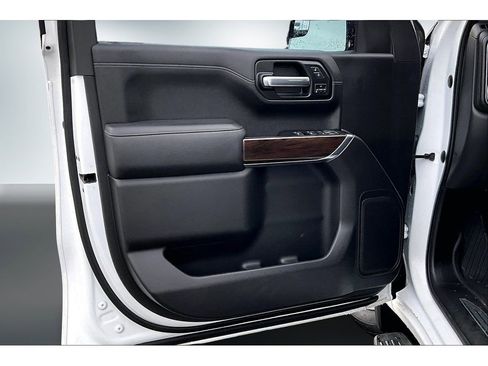 Used 2019 GMC Sierra 1500 SLT w/ X31 Off-Road Package image 20