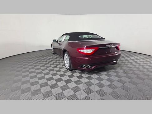 Used 2011 Maserati GranTurismo Convertible RWD image 44