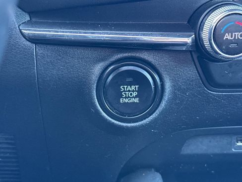 Used 2021 MAZDA MAZDA3 s image 21