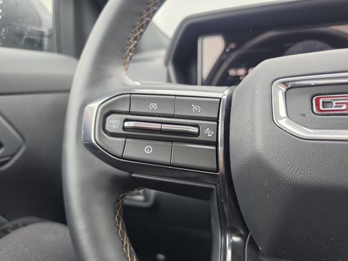 Used 2026 GMC Terrain AT4 w/ Convenience Package III AWD/4WD image 17