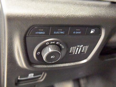 Used 2024 Jeep Grand Cherokee Limited 4xe w/ Luxury Tech Group II image 20