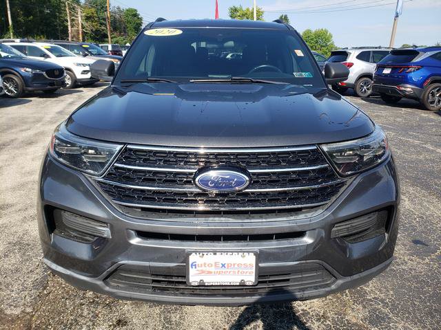 Used 2020 Ford Explorer XLT w/ Comfort Package AWD/4WD image 2