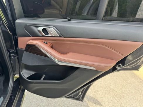 Used 2019 BMW X5 xDrive40i w/ Premium Package AWD/4WD image 15