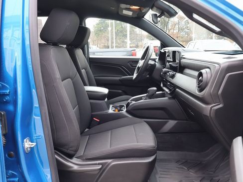 Used 2024 Chevrolet Colorado Trail Boss w/ Advanced Trailering Package image 35