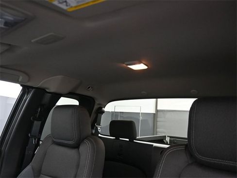 Used 2023 Nissan Frontier SV w/ Technology Package image 33