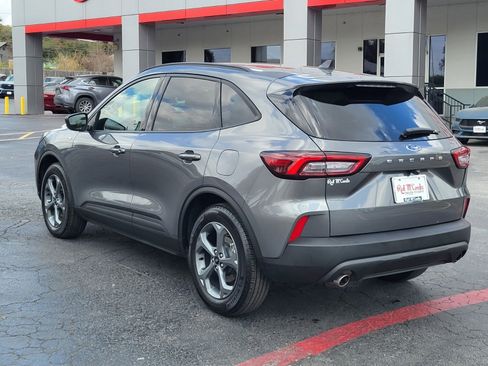 Certified 2025 Ford Escape ST-Line image 6