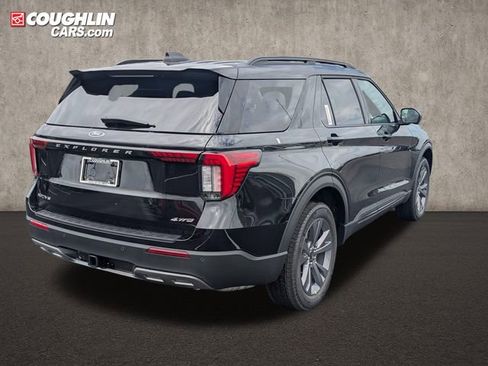 New 2026 Ford Explorer Active w/ Active Comfort Package AWD/4WD image 8