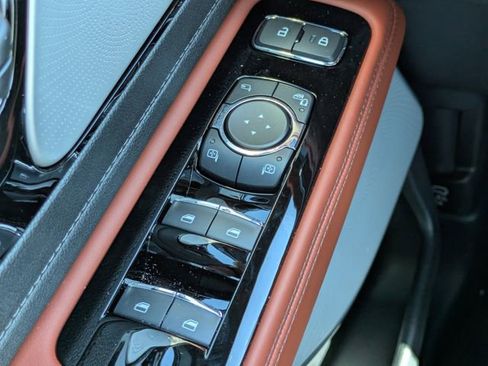 New 2026 Lincoln Aviator Reserve AWD/4WD image 25