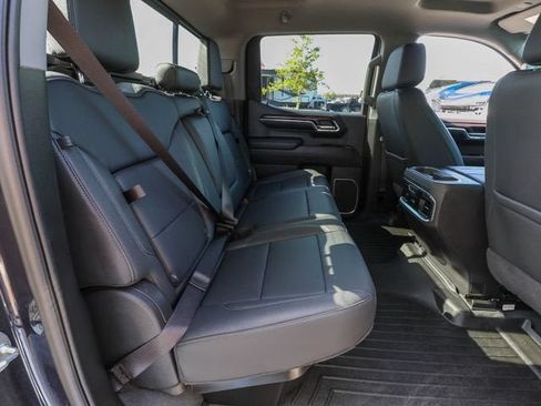 Used 2023 GMC Sierra 1500 SLT w/ SLT Premium Plus Package AWD/4WD image 25