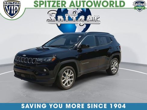 Used 2023 Jeep Compass Latitude AWD/4WD image 5