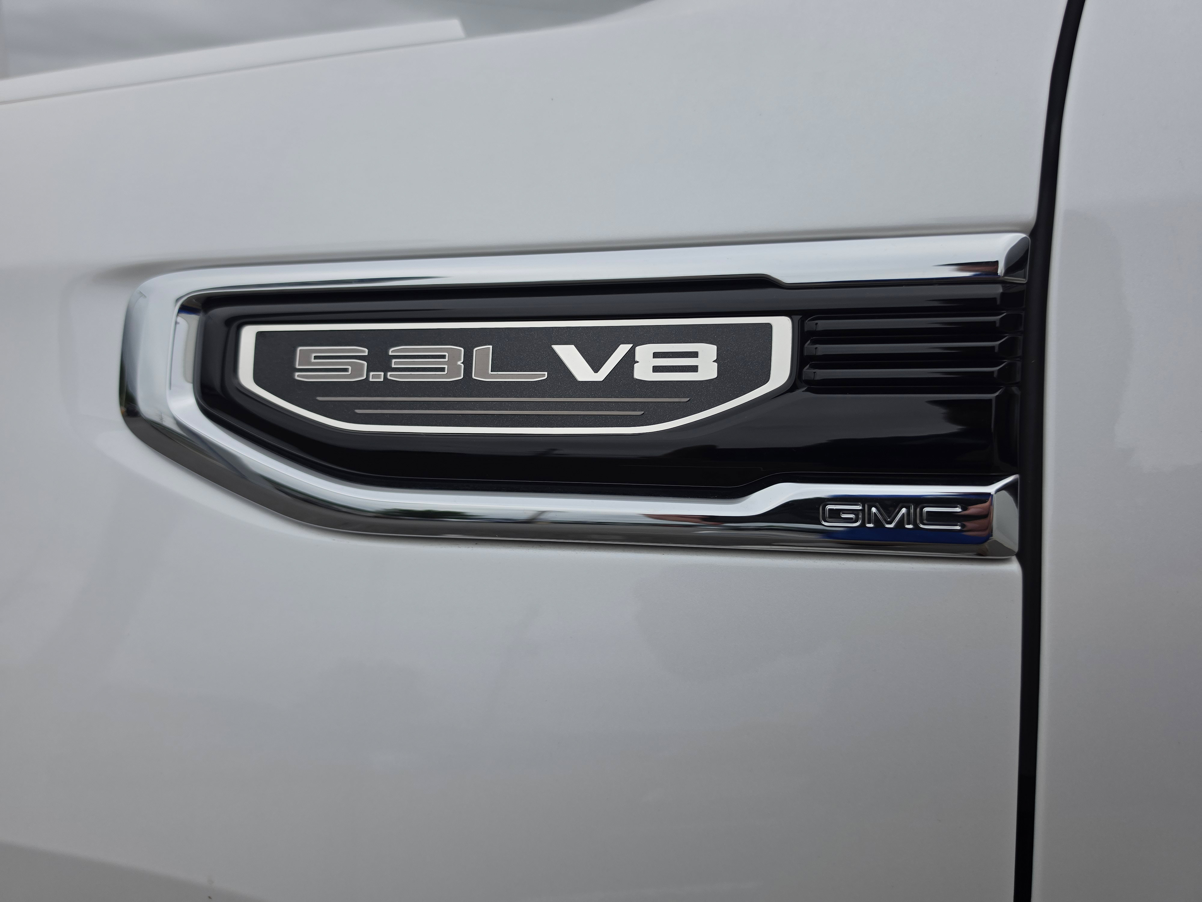 Used 2024 GMC Sierra 1500 Denali AWD/4WD image 12