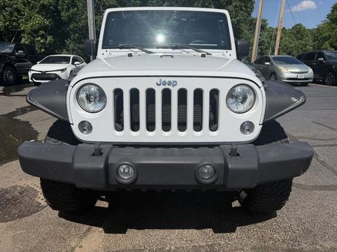 Used 2014 Jeep Wrangler Sport AWD/4WD image 6