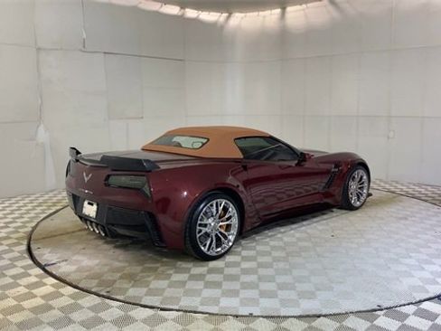 Used 2016 Chevrolet Corvette Z06 w/ 3LZ Preferred Equipment Group image 8